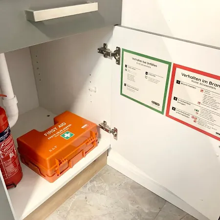 21qm² Business アパート